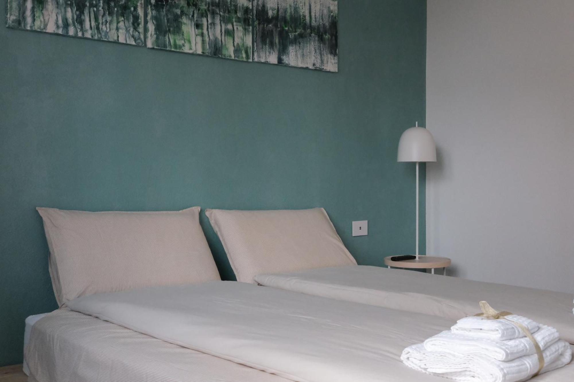 B&B Colori Del Lago Brebbia Luaran gambar