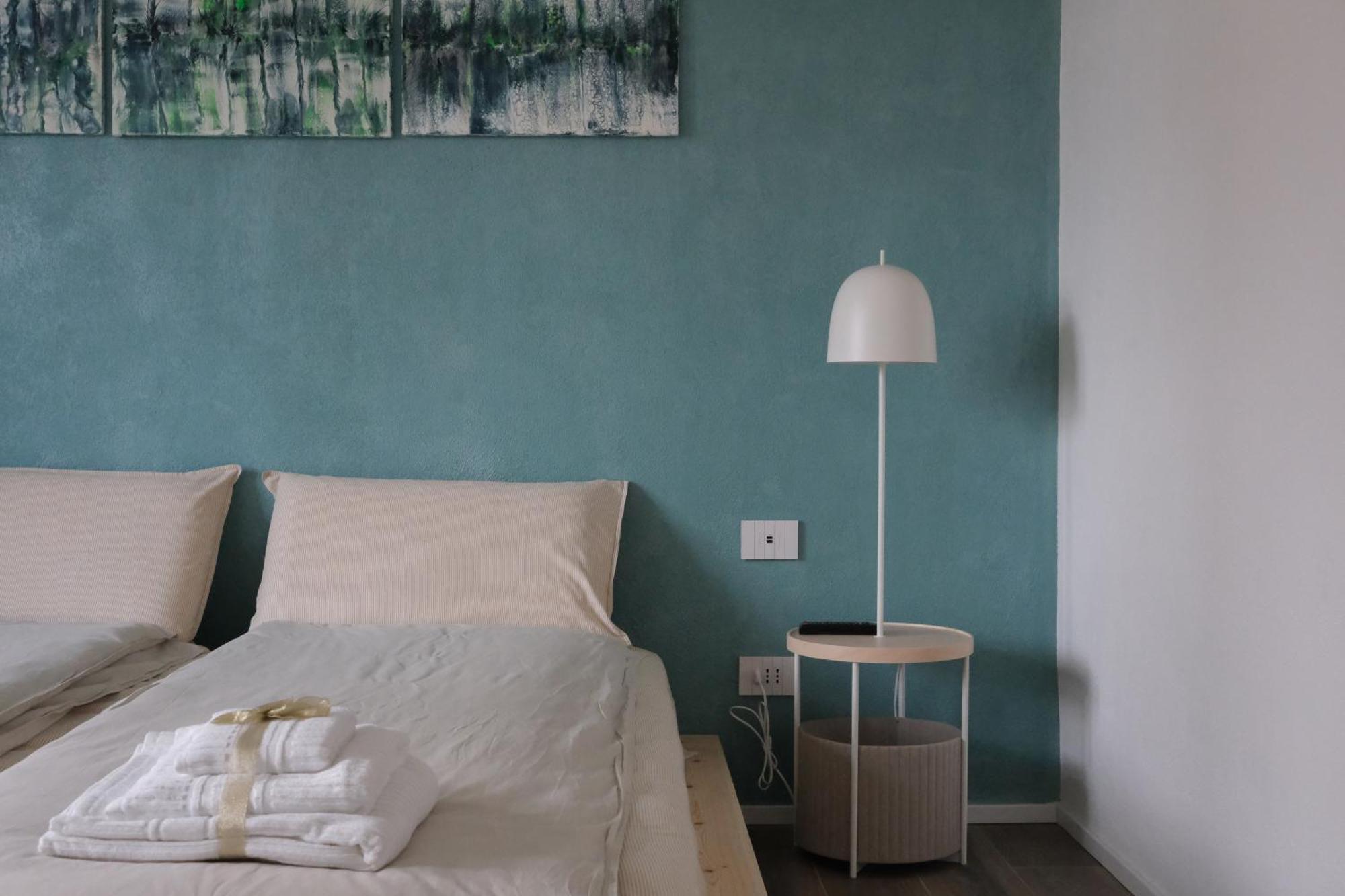 B&B Colori Del Lago Brebbia Luaran gambar
