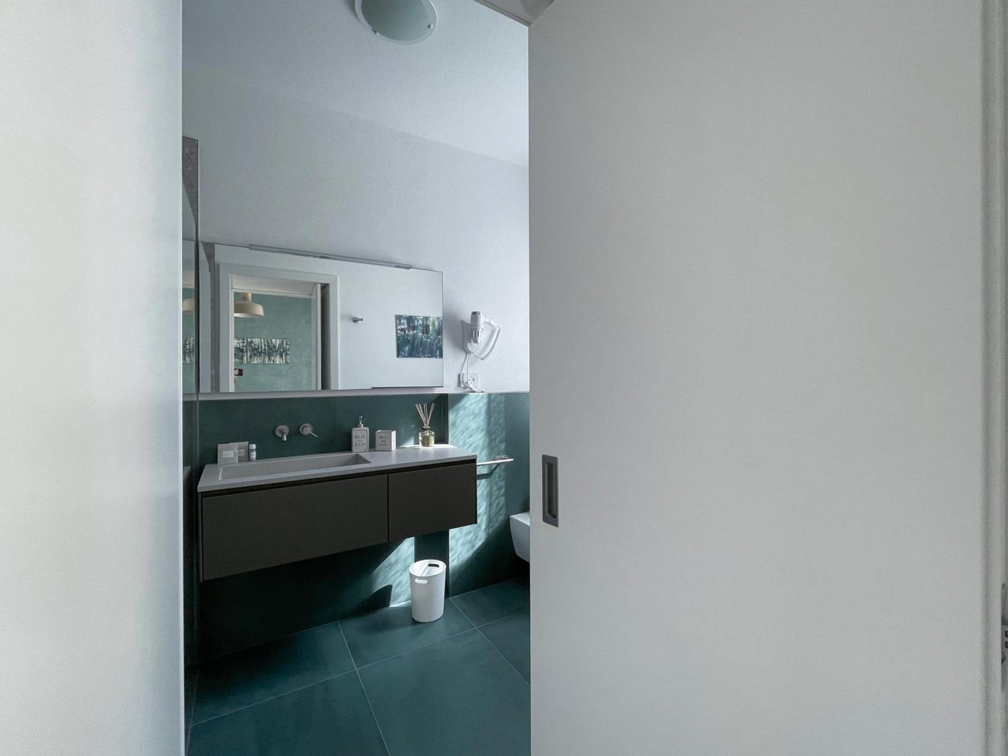 B&B Colori Del Lago Brebbia Luaran gambar