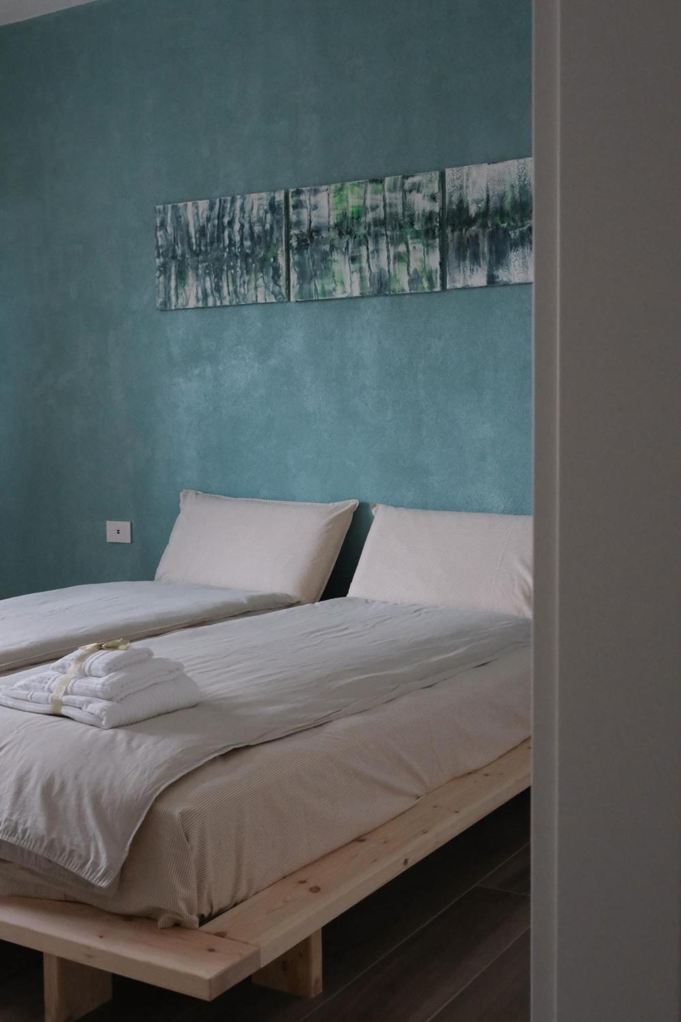 B&B Colori Del Lago Brebbia Luaran gambar
