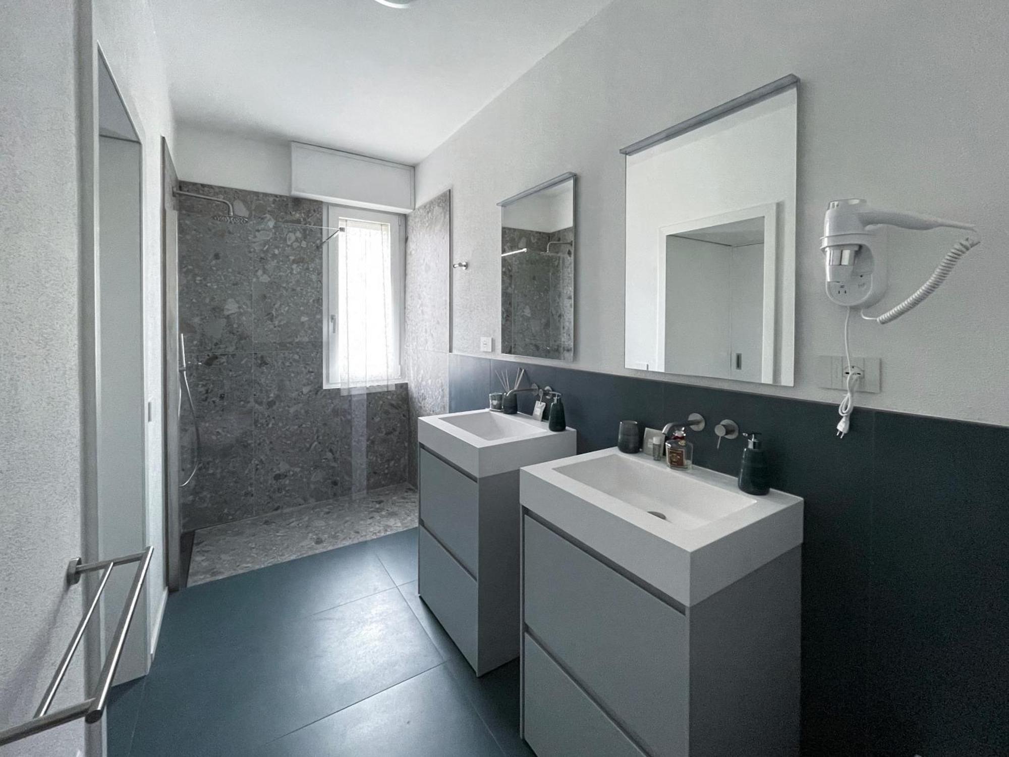 B&B Colori Del Lago Brebbia Luaran gambar